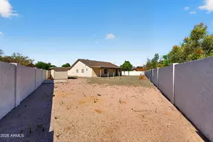 548 N Bailey Cir, Mesa, AZ 85207 - Photo 34