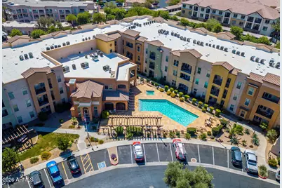 14575 W Mountain View Boulevard #11217, Surprise, AZ 85374 - Photo 1