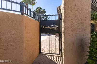 7943 E Granada Road, Scottsdale, AZ 85257 - Photo 2
