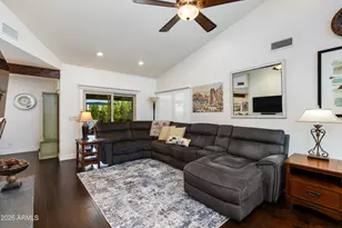 925 E Waltann Ln, Phoenix, AZ 85022 - Photo 6