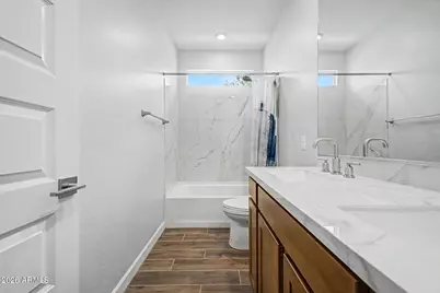 15896 W Desert Hollow Drive, Surprise, AZ 85387 - Photo 30