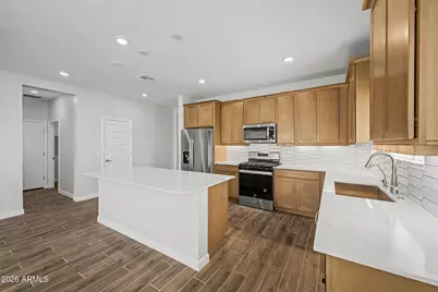 15896 W Desert Hollow Drive, Surprise, AZ 85387 - Photo 10