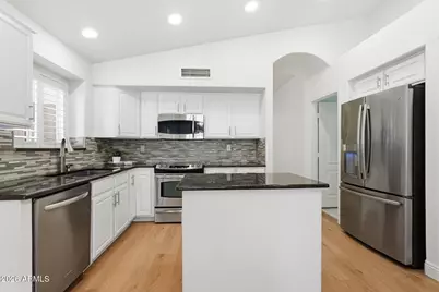 20934 N 37th Way, Phoenix, AZ 85050 - Photo 14