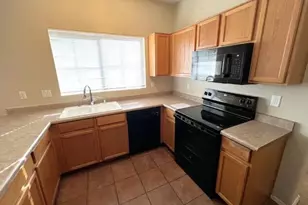 6347 W Hilton Ave, Phoenix, AZ 85043 - Photo 4