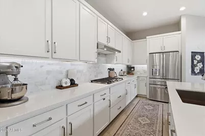 9937 E Tesla Avenue, Mesa, AZ 85212 - Photo 4