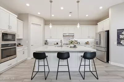 9937 E Tesla Avenue, Mesa, AZ 85212 - Photo 2