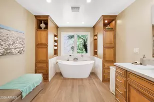 5332 N Questa Tierra Dr, Phoenix, AZ 85012 - Photo 40