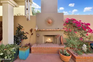 5332 N Questa Tierra Dr, Phoenix, AZ 85012 - Photo 46