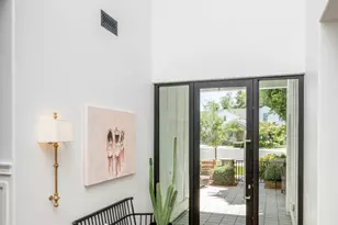 3714 E Sells Dr, Phoenix, AZ 85018 - Photo 2