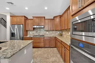 392 E Bellerive Place, Chandler, AZ 85249 - Photo 18