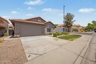 6612 E Raftriver St, Mesa, AZ 85215 - Photo 4
