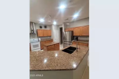 19887 N Shadow Mountain Drive, Surprise, AZ 85374 - Photo 12