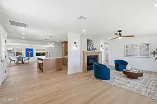 933 E Cavalier Dr, Phoenix, AZ 85014 - Photo 8