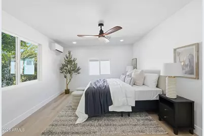 933 E Cavalier Drive, Phoenix, AZ 85014 - Photo 28