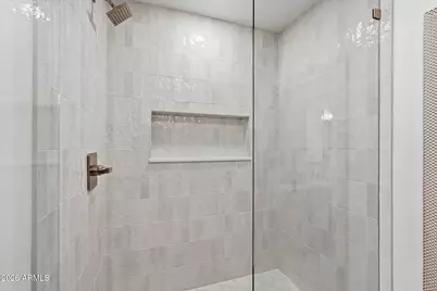 933 E Cavalier Drive, Phoenix, AZ 85014 - Photo 34
