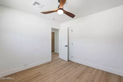 933 E Cavalier Drive, Phoenix, AZ 85014 - Photo 38