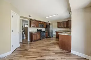 7633 W Pershing Ave, Peoria, AZ 85381 - Photo 8