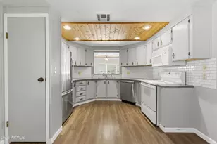 4065 E University Dr, Mesa, AZ 85205 - Photo 10