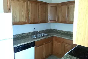 7010 N 68th Dr, Glendale, AZ 85303 - Photo 10