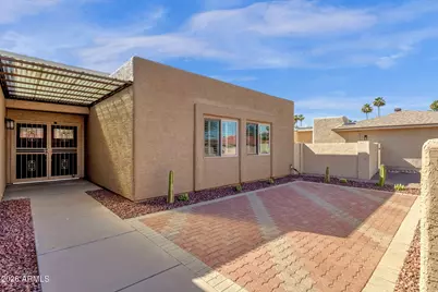 26003 S Cedarcrest Drive, Sun Lakes, AZ 85248 - Photo 2