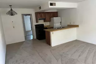 461 W Holmes Ave, Mesa, AZ 85210 - Photo 2