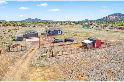 7769 Emily Way, Flagstaff, AZ 86004 - Photo 4