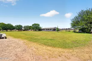 3671 E Stagecoach Pass Ave, San Tan Valley, AZ 85140 - Photo 42