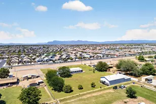 3671 E Stagecoach Pass Ave, San Tan Valley, AZ 85140 - Photo 46