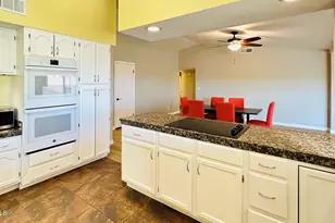 17221 E Lantern Ln, Fountain Hills, AZ 85268 - Photo 18