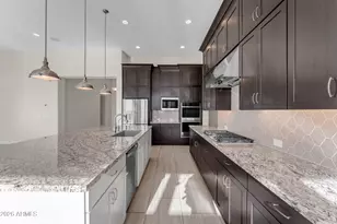 23110 N 76th Ln, Peoria, AZ 85383 - Photo 10