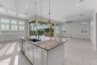 23110 N 76th Lane, Peoria, AZ 85383 - Photo 12