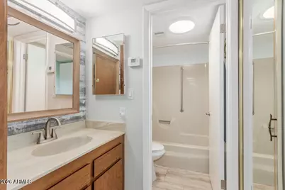 3033 E Devonshire Avenue #3029, Phoenix, AZ 85016 - Photo 18