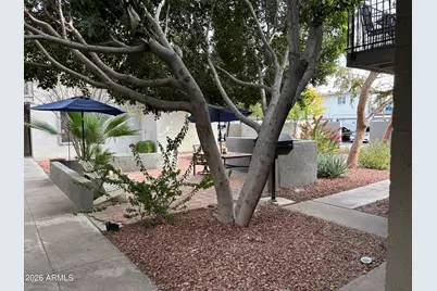 4111 E Camelback Road #17, Phoenix, AZ 85018 - Photo 8
