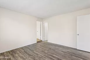 735 E South Mountain Ave, Phoenix, AZ 85042 - Photo 26