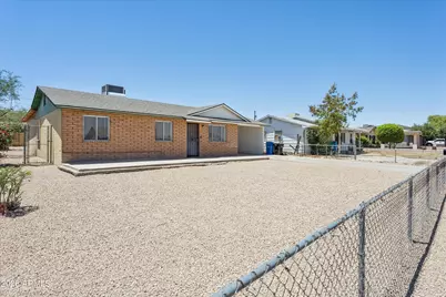735 E South Mountain Avenue, Phoenix, AZ 85042 - Photo 4