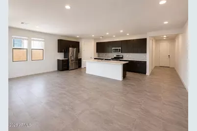4014 S 178th Drive, Goodyear, AZ 85338 - Photo 8