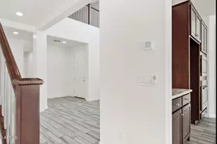 13627 S 45th St, Phoenix, AZ 85044 - Photo 10