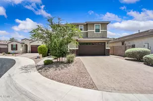 13627 S 45th St, Phoenix, AZ 85044 - Photo 2