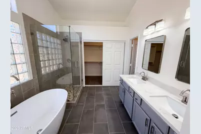 96 S Monterey Street, Gilbert, AZ 85233 - Photo 14