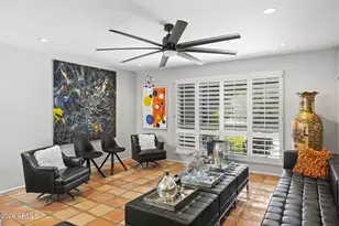 4002 E Alan Ln, Phoenix, AZ 85028 - Photo 10