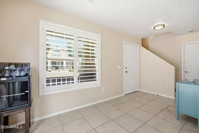 1525 S Owl Drive, Gilbert, AZ 85296 - Photo 4