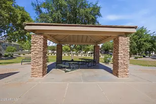 1525 S Owl Dr, Gilbert, AZ 85296 - Photo 38