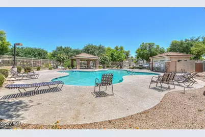 1525 S Owl Drive, Gilbert, AZ 85296 - Photo 32