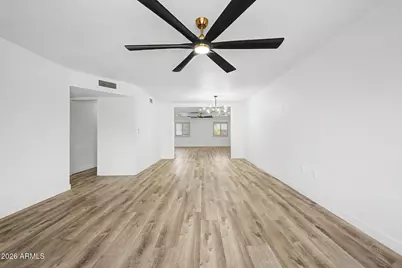 9839 W Royal Oak Road, Sun City, AZ 85351 - Photo 8
