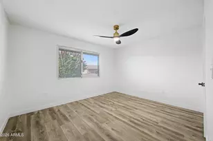 9839 W Royal Oak Rd, Sun City, AZ 85351 - Photo 18