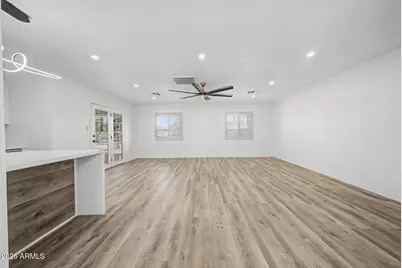 9839 W Royal Oak Road, Sun City, AZ 85351 - Photo 10