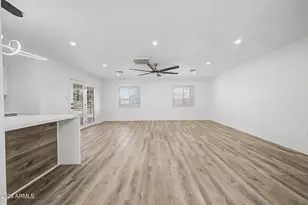 9839 W Royal Oak Rd, Sun City, AZ 85351 - Photo 10