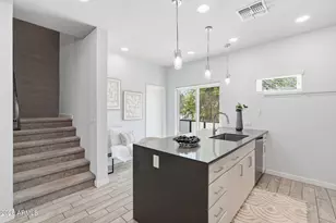 2727 E Thomas Rd, Phoenix, AZ 85016 - Photo 12