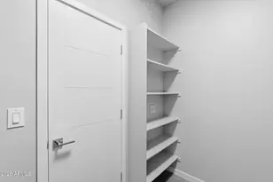 2727 E Thomas Rd, Phoenix, AZ 85016 - Photo 28