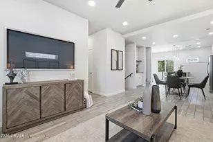 2727 E Thomas Rd, Phoenix, AZ 85016 - Photo 8